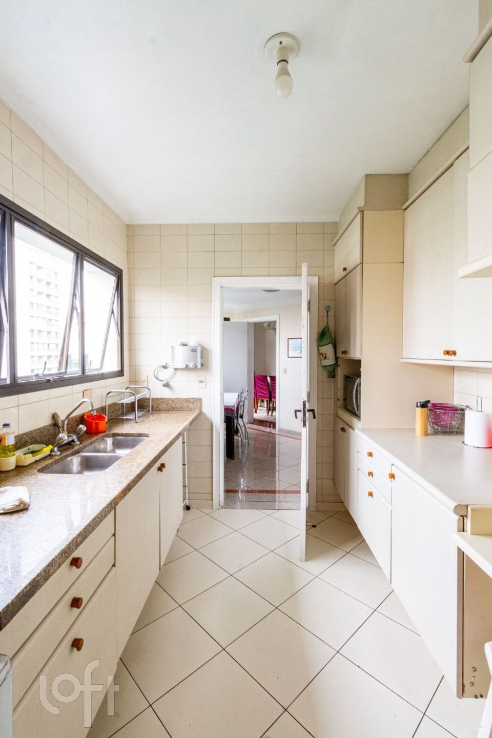 Apartamento à venda com 4 quartos, 215m² - Foto 16