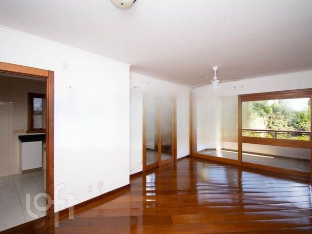 Apartamento com 96m², 2 dormitórios, 1 vaga, Rio Branco em Porto Alegre