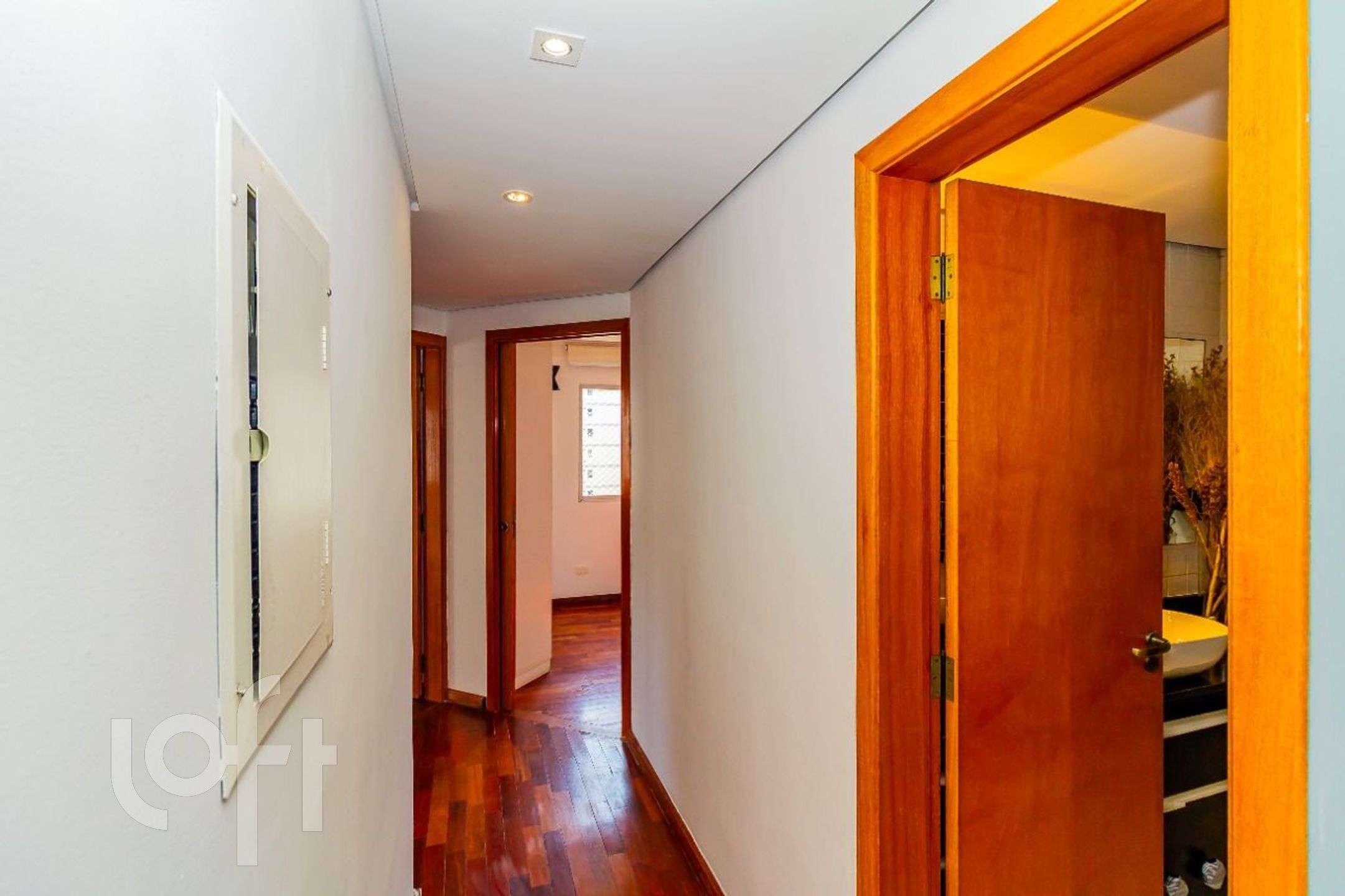 Apartamento à venda com 3 quartos, 98m² - Foto 32