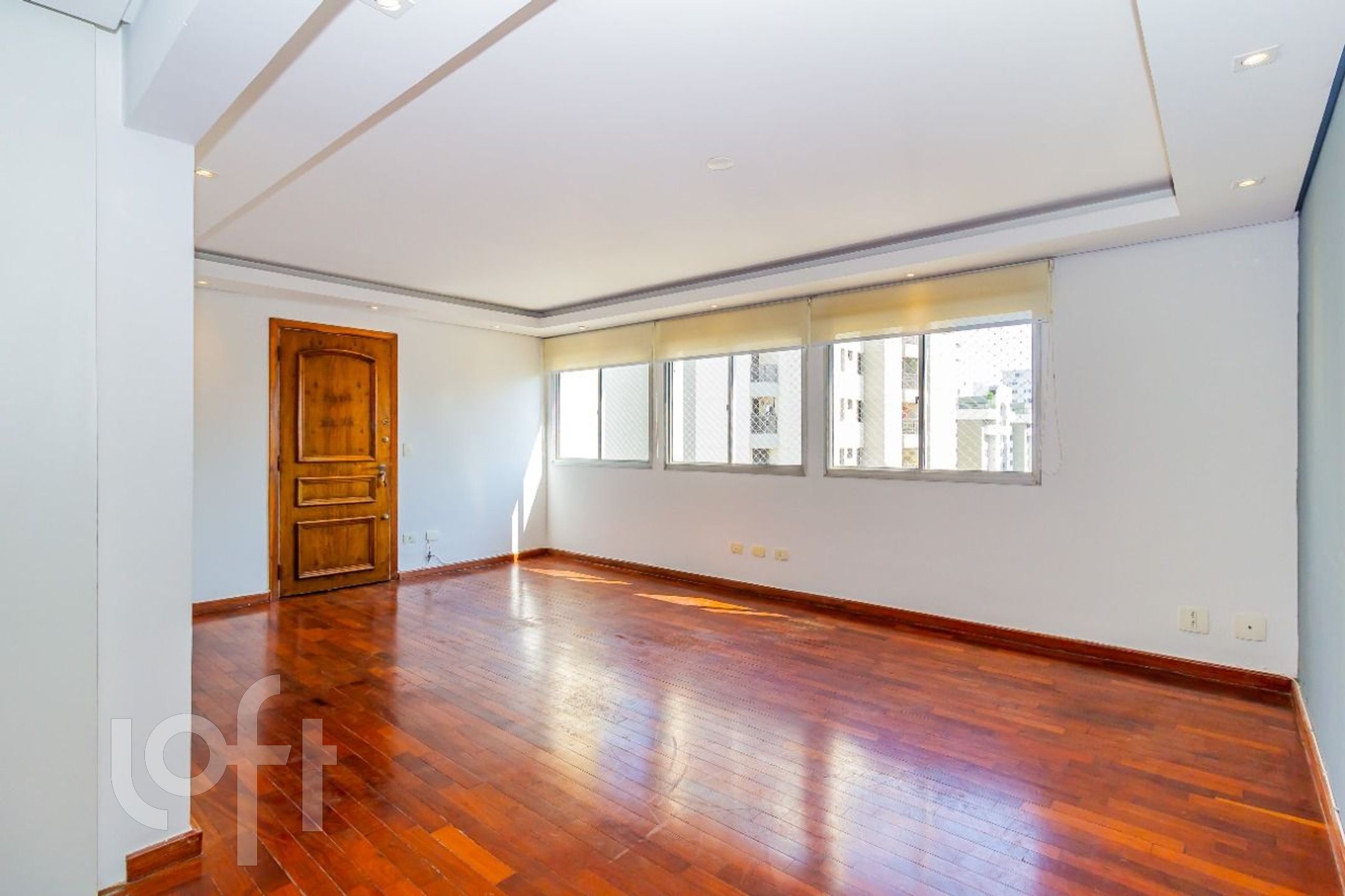 Apartamento à venda com 3 quartos, 98m² - Foto 1