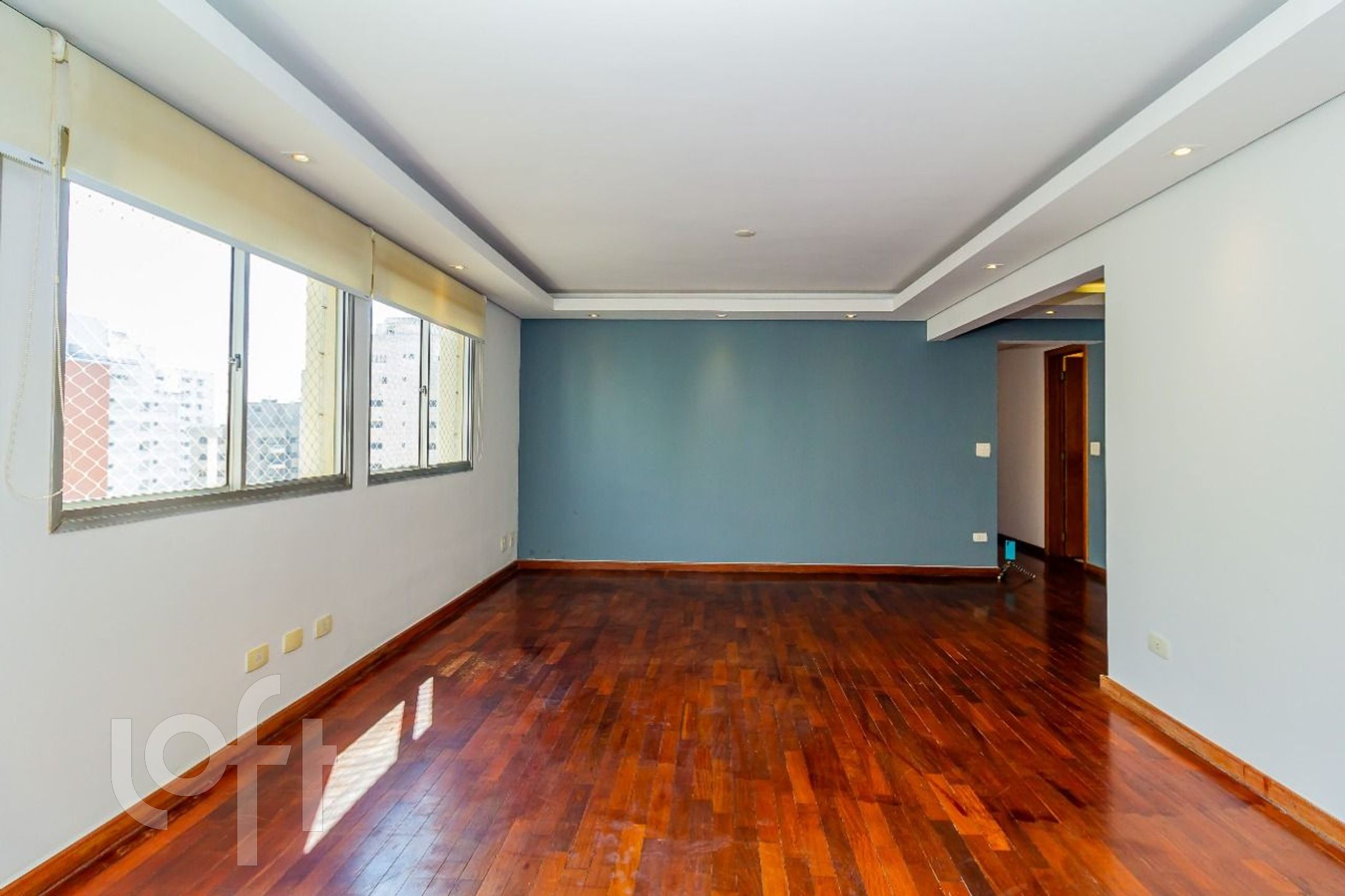 Apartamento à venda com 3 quartos, 98m² - Foto 3