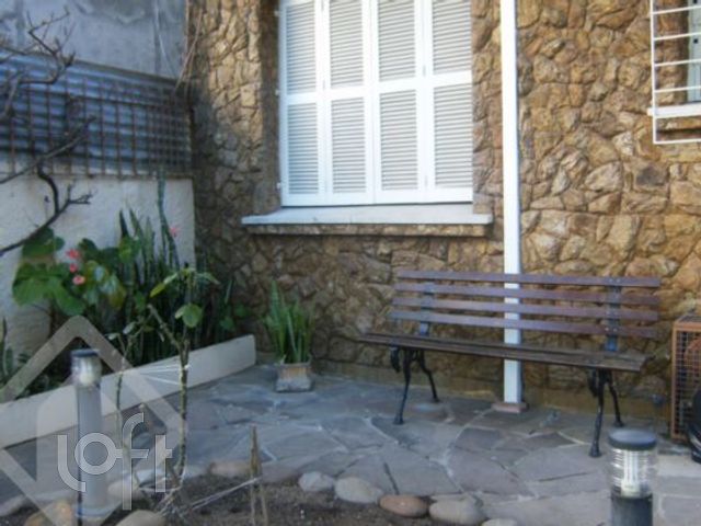 Apartamento com 81m², 3 dormitórios, 1 suíte, Menino Deus em Porto Alegre