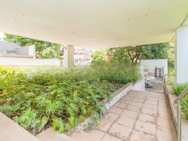 Apartamento com 162m², 3 dormitórios, 1 suíte, Higienópolis em Porto Alegre