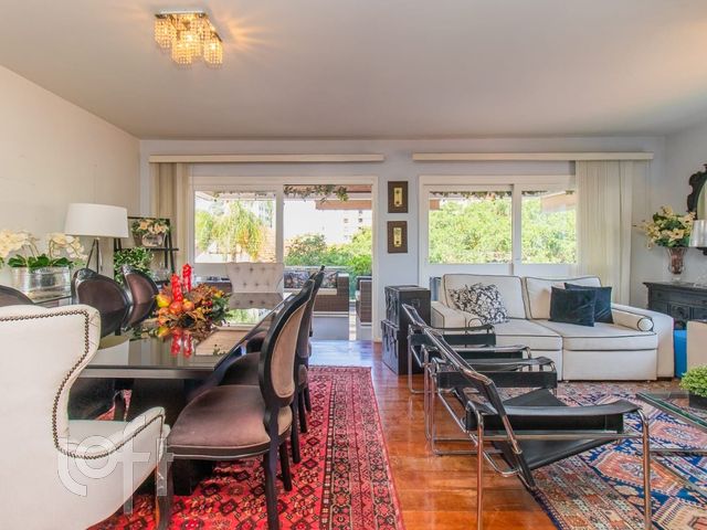 Apartamento com 162m², 3 dormitórios, 1 suíte, Higienópolis em Porto Alegre