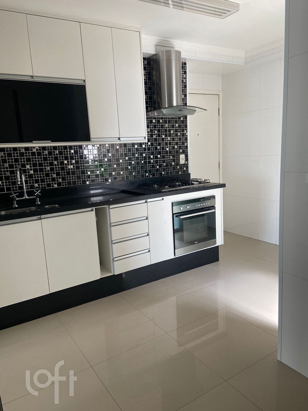 Apartamento à venda com 3 quartos, 104m² - Foto 13