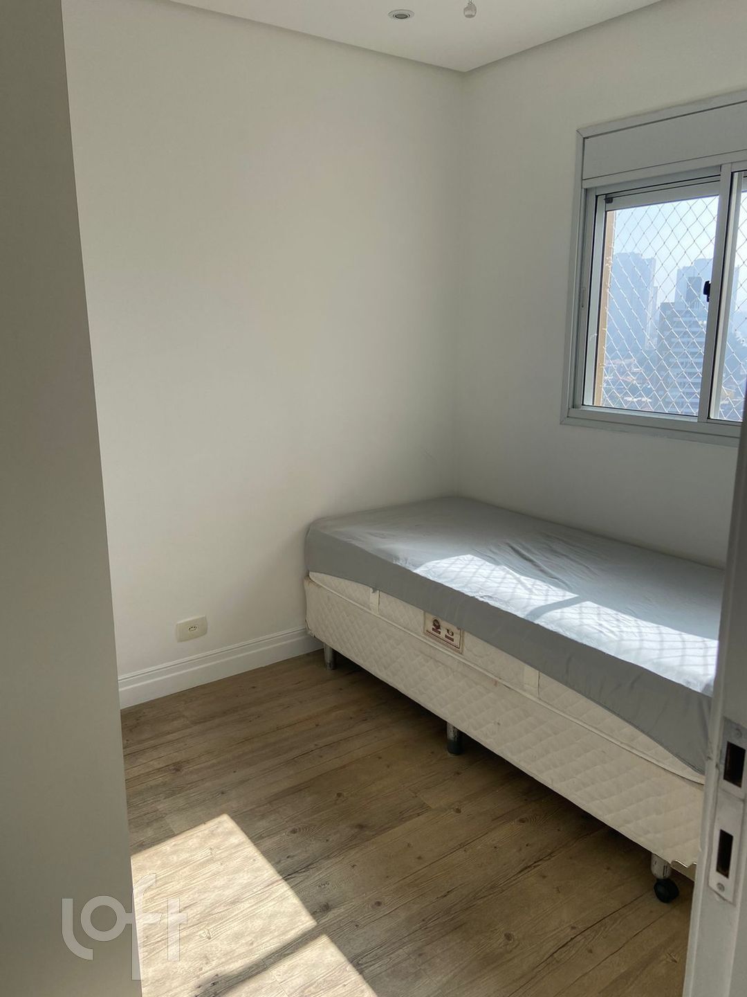 Apartamento à venda com 3 quartos, 104m² - Foto 32