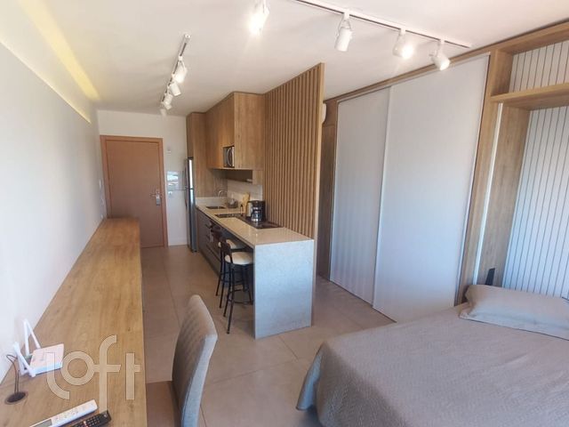 Apartamento com 28m², 1 dormitório, 1 vaga, Petrópolis em Porto Alegre