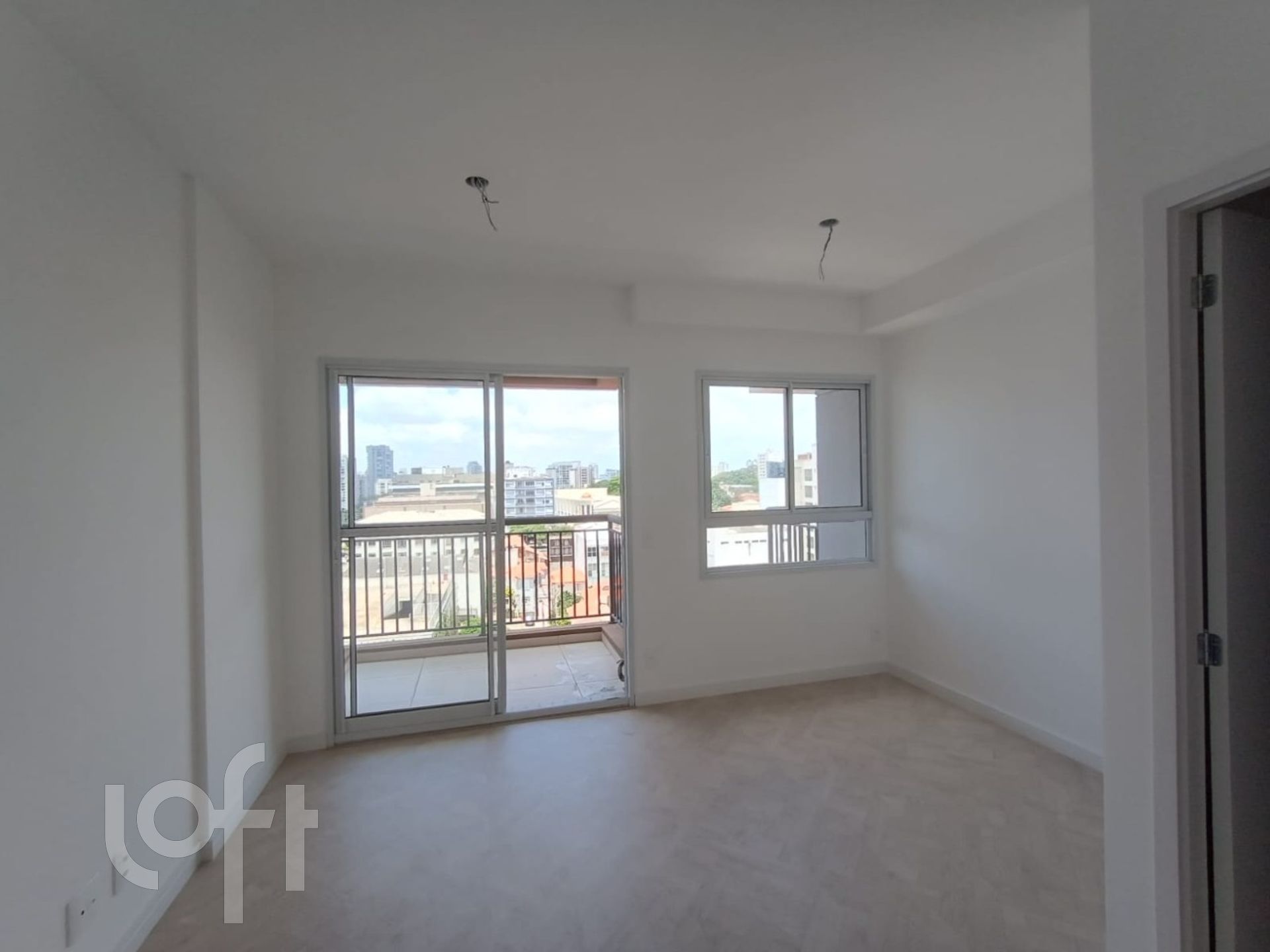 Apartamento à venda com 1 quarto, 30m² - Foto 2