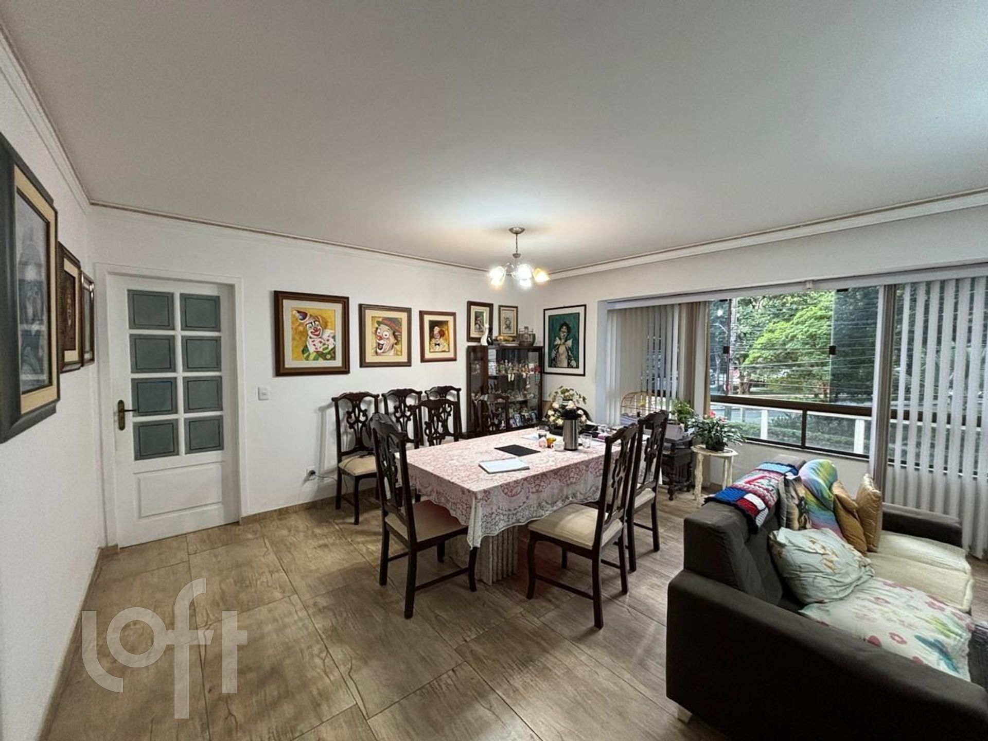 Apartamentos com 106m², 3 quartos, 1 suíte, 2 garagens, no bairro Centro em Florianópolis