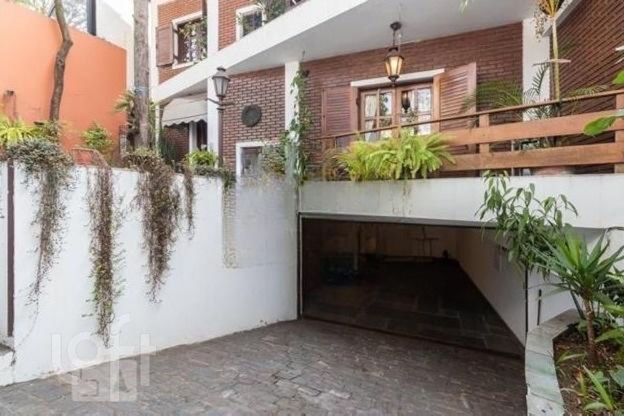 Casa à venda com 4 quartos, 362m² - Foto 2