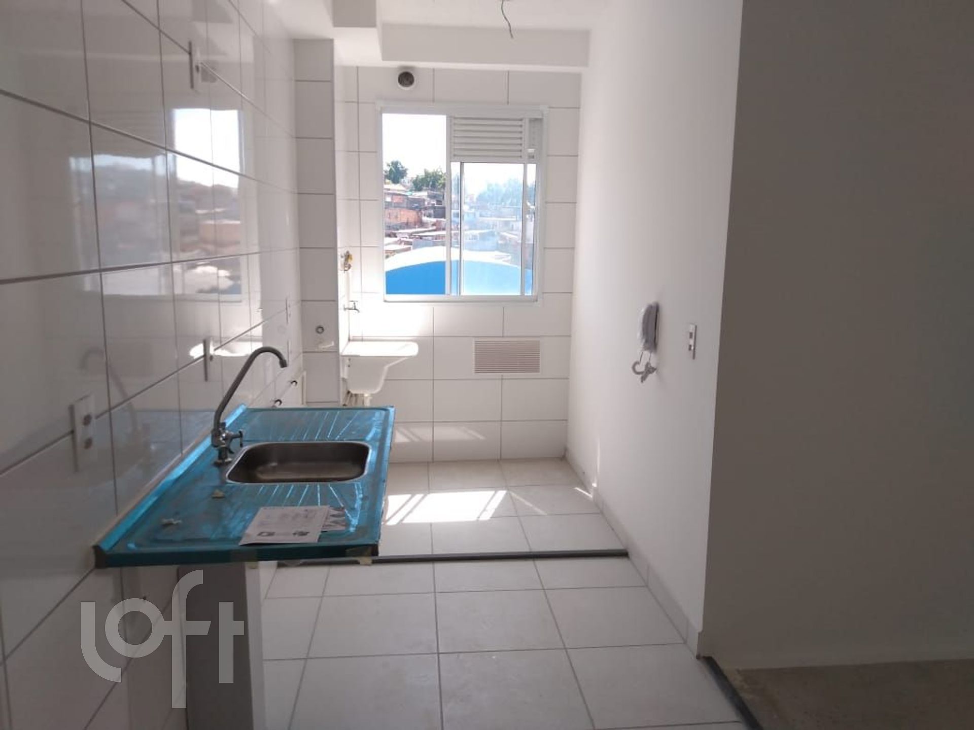 Apartamento à venda com 2 quartos, 41m² - Foto 4