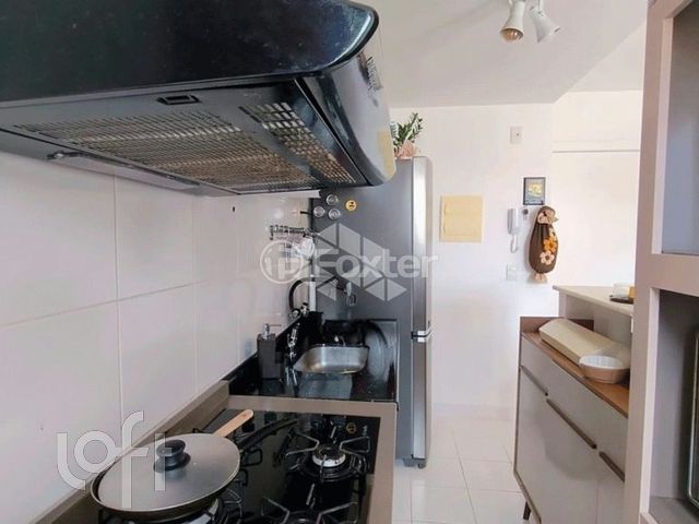Apartamento com 65m², 3 dormitórios, 1 suíte, 1 vaga, Vila Ipiranga em Porto Alegre