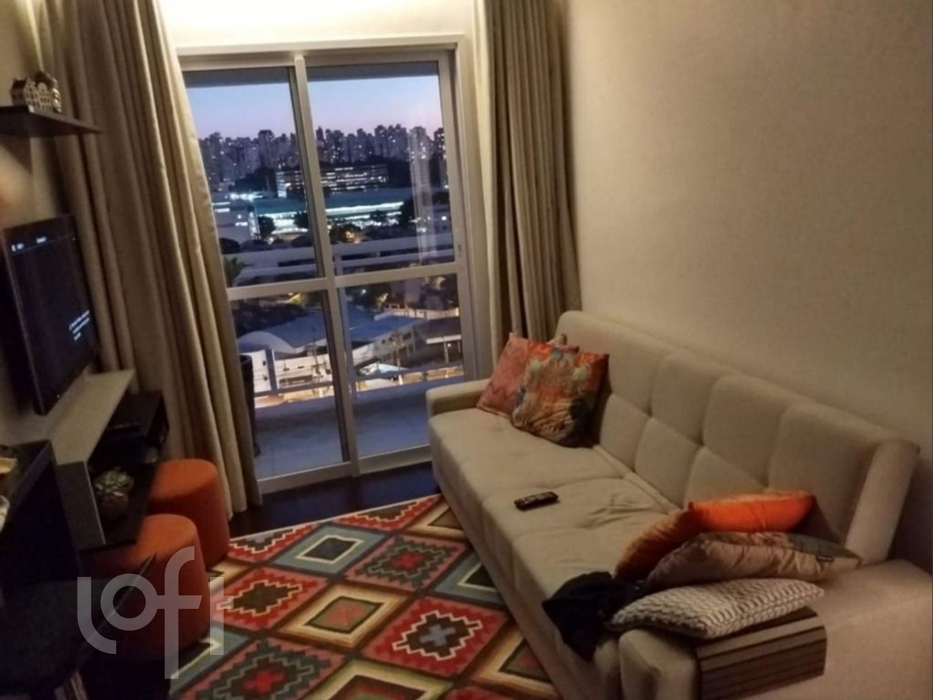 Apartamento à venda com 1 quarto, 45m² - Foto 3