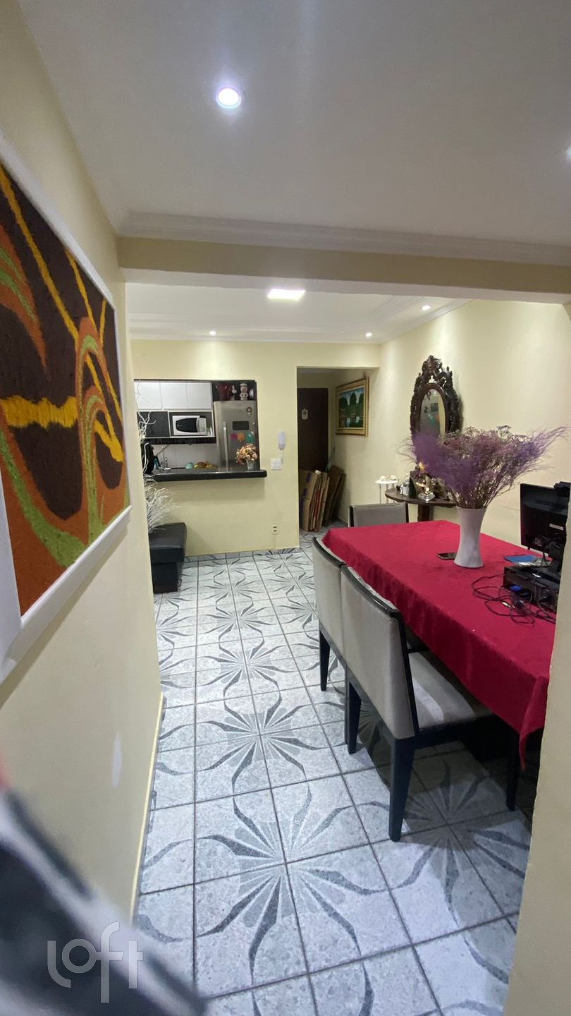 Apartamento à venda com 2 quartos, 58m² - Foto 5