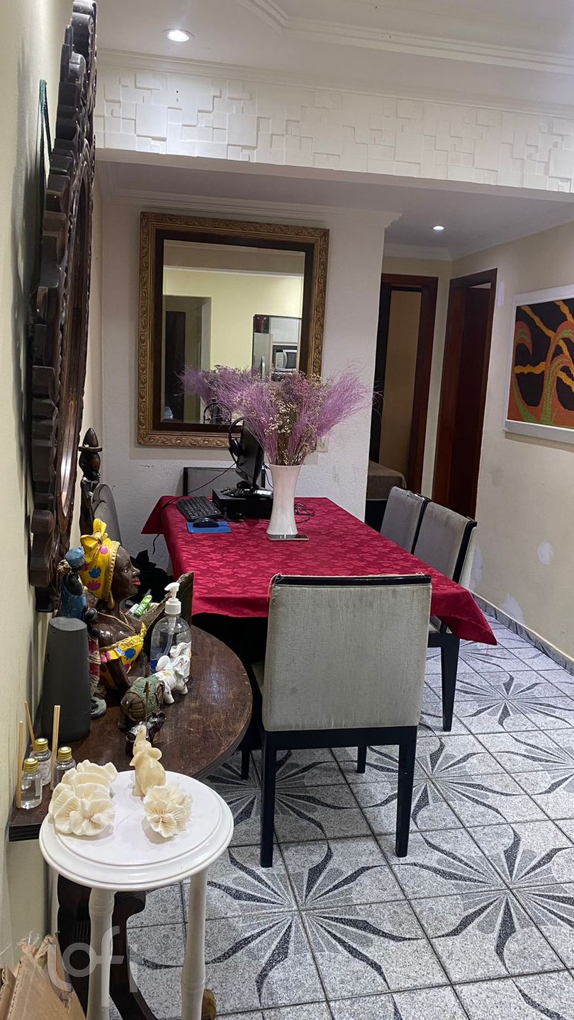 Apartamento à venda com 2 quartos, 58m² - Foto 4