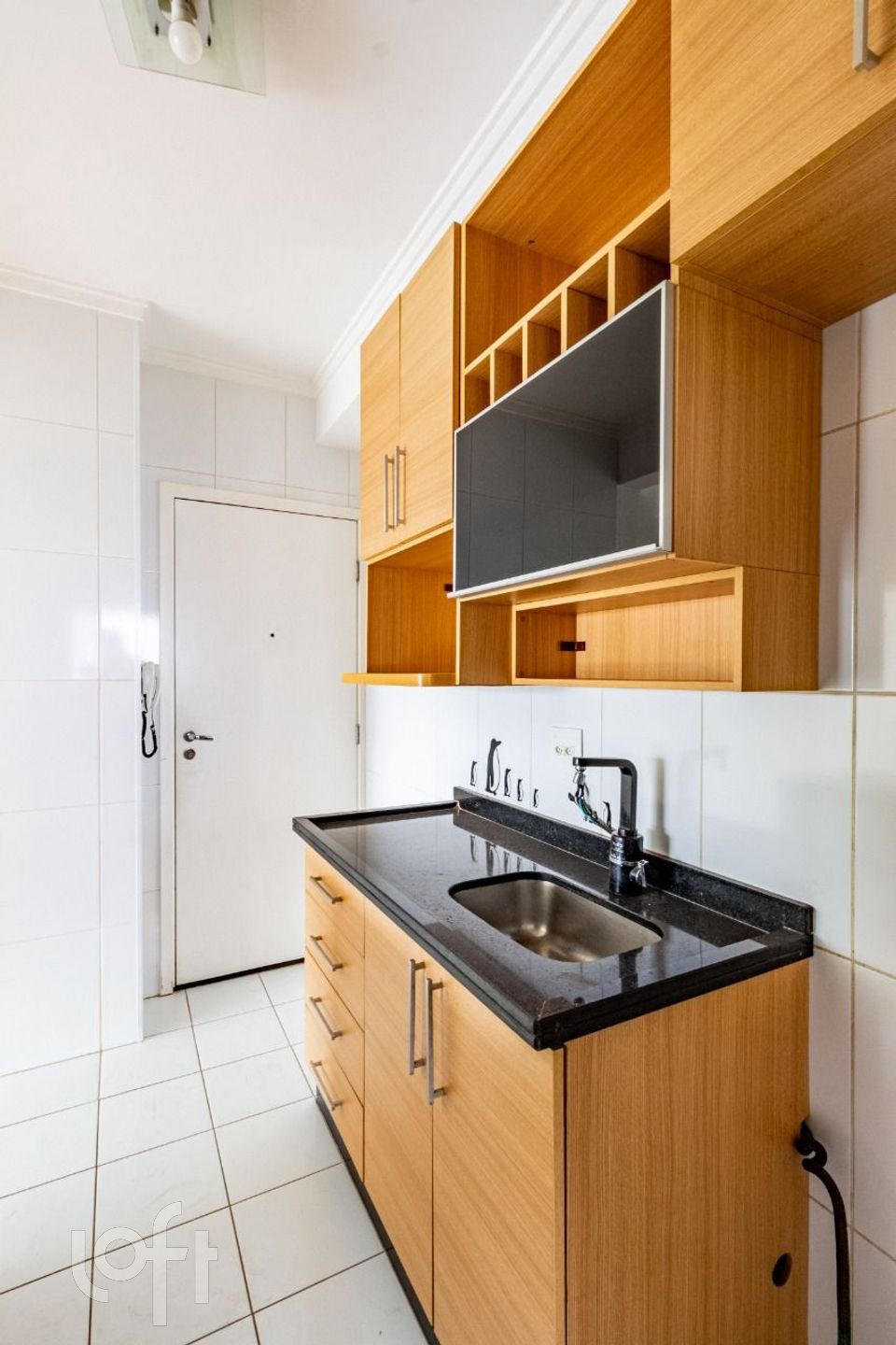 Apartamento à venda com 2 quartos, 75m² - Foto 10