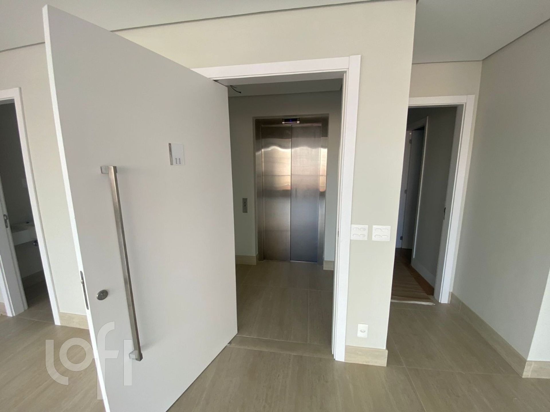 Apartamento à venda com 3 quartos, 265m² - Foto 14