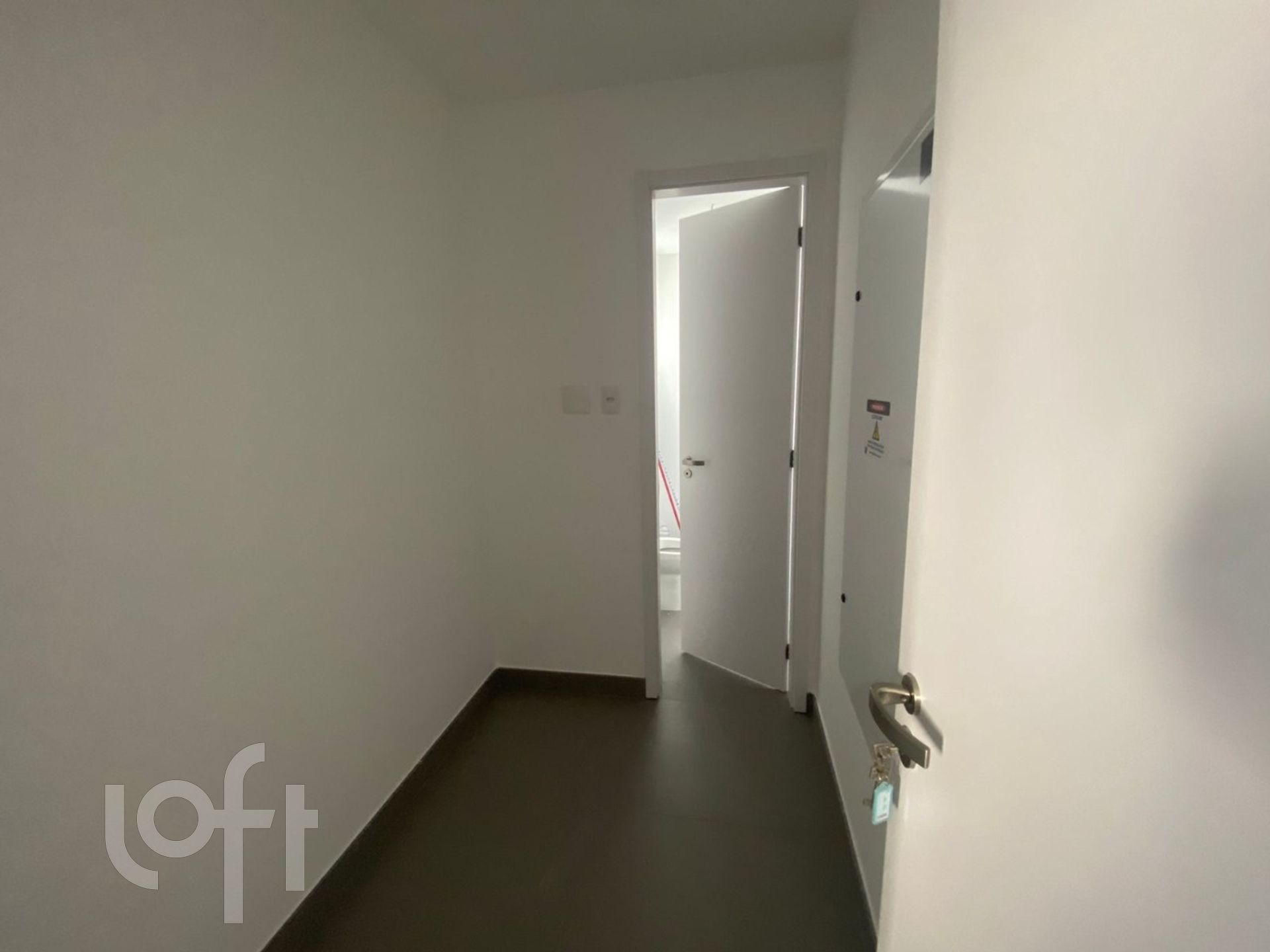 Apartamento à venda com 3 quartos, 265m² - Foto 11