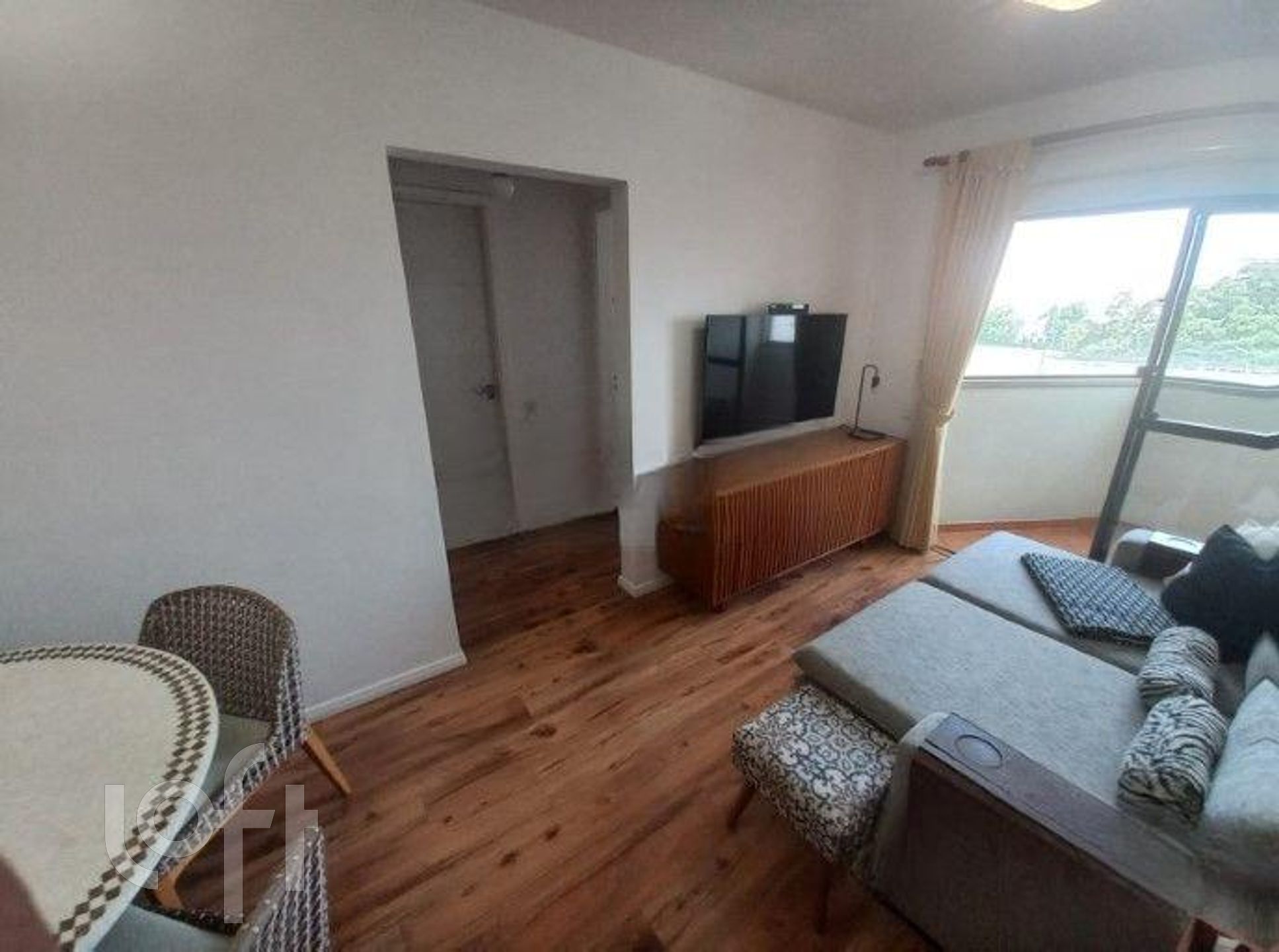 Apartamento à venda com 2 quartos, 65m² - Foto 2