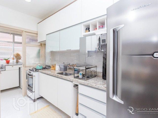 Apartamento com 153m², 4 dormitórios, 2 suítes, 1 vaga, Floresta em Porto Alegre