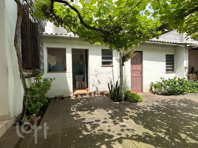 Casa com 561m², 3 dormitórios, 1 suíte, Menino Deus em Porto Alegre