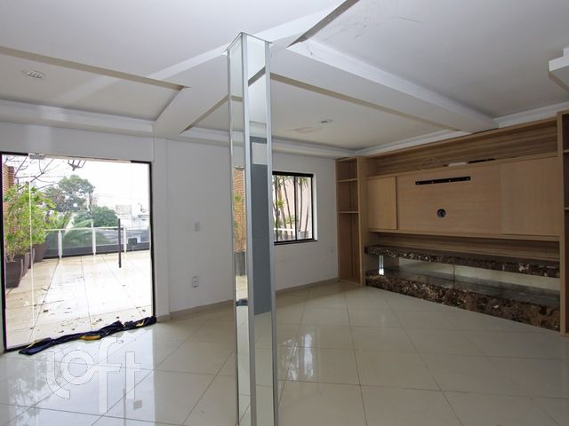 Casa com 100m², 3 dormitórios, 2 suítes, 2 vagas, Cristo Redentor em Porto Alegre