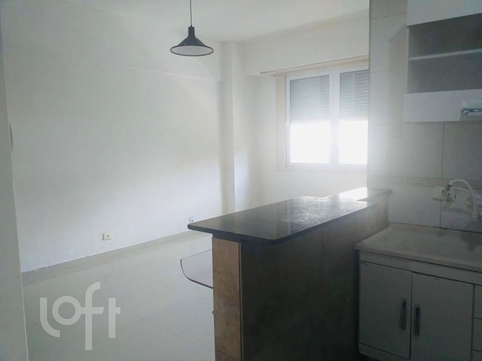 Apartamento à venda com 1 quarto, 30m² - Foto 3