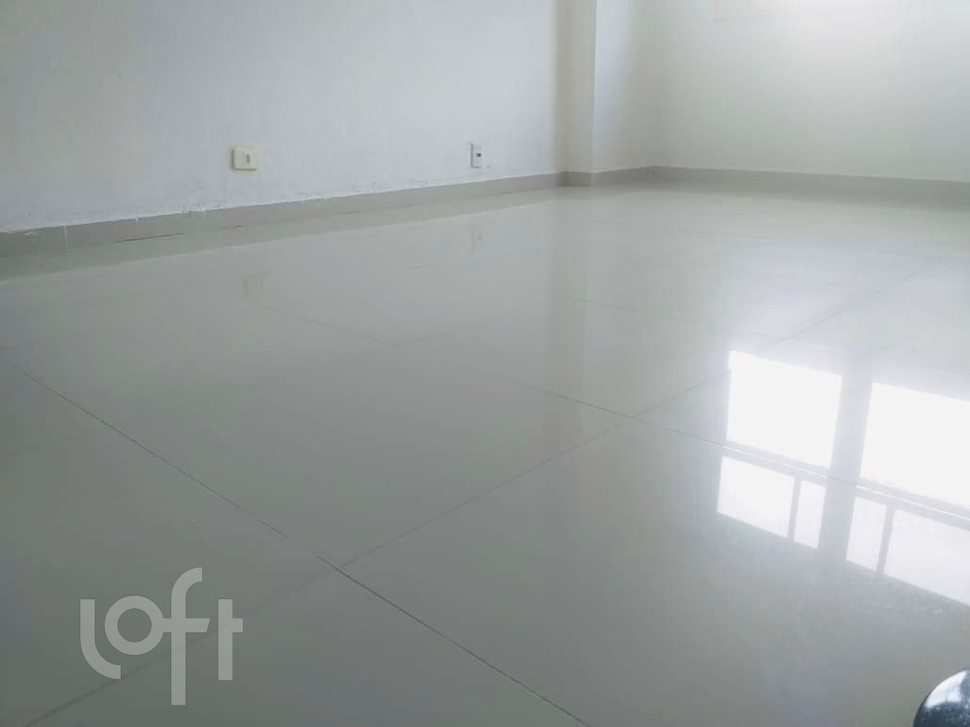 Apartamento à venda com 1 quarto, 30m² - Foto 5