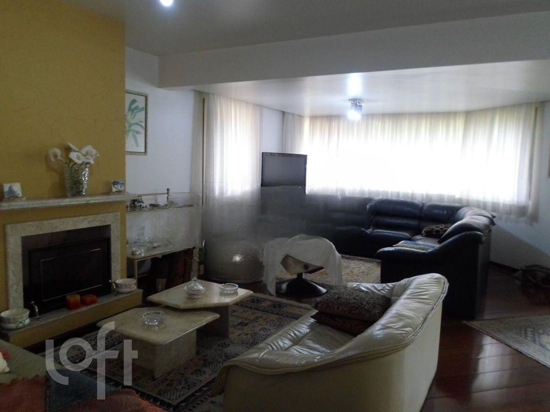 Apartamento à venda com 4 quartos, 220m² - Foto 4