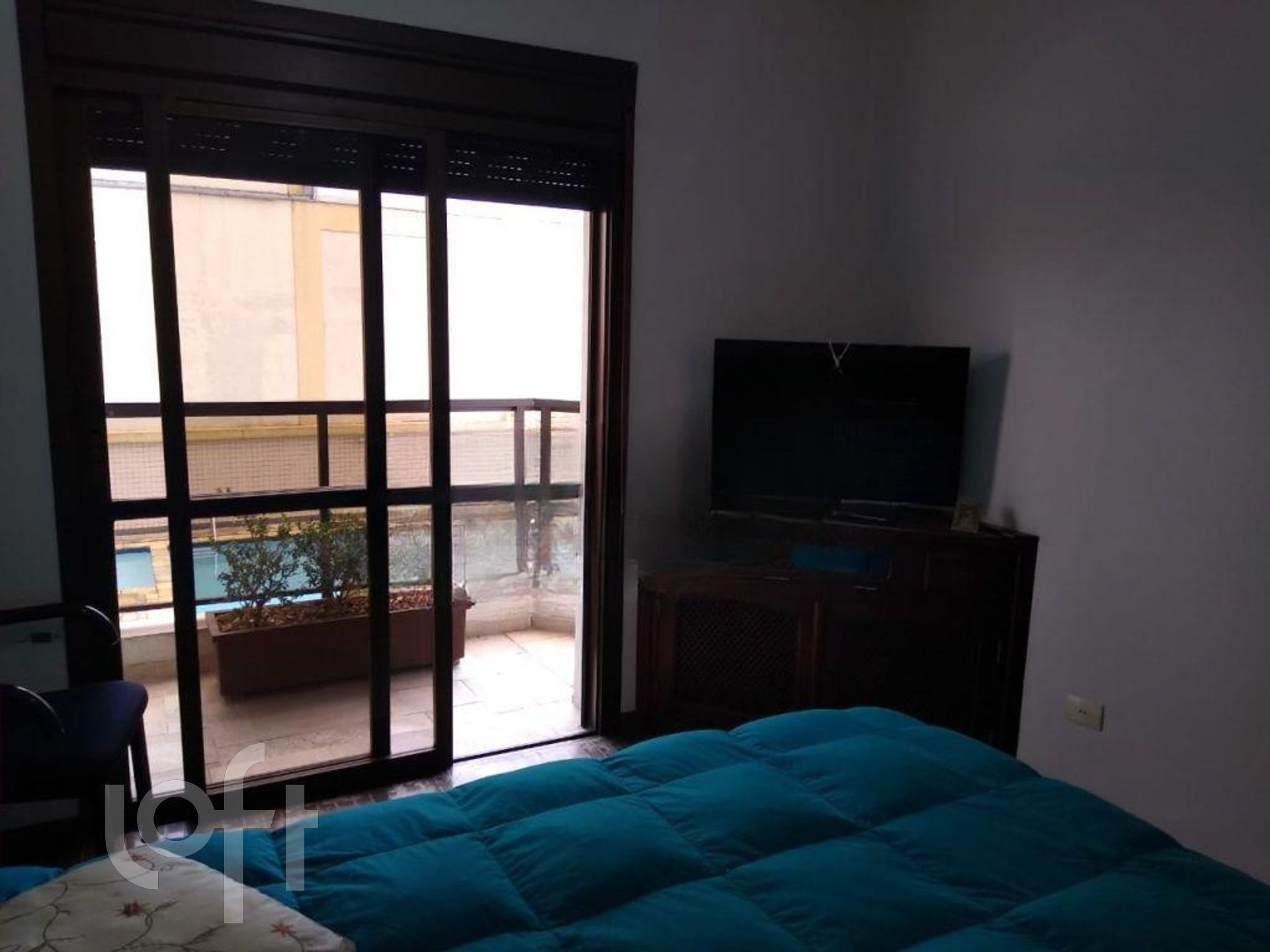 Apartamento à venda com 4 quartos, 220m² - Foto 9