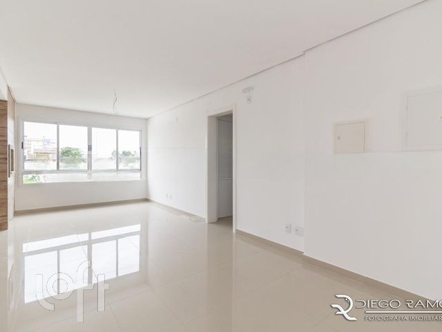 Apartamento com 71m², 2 dormitórios, 1 suíte, 1 vaga, Vila Ipiranga em Porto Alegre