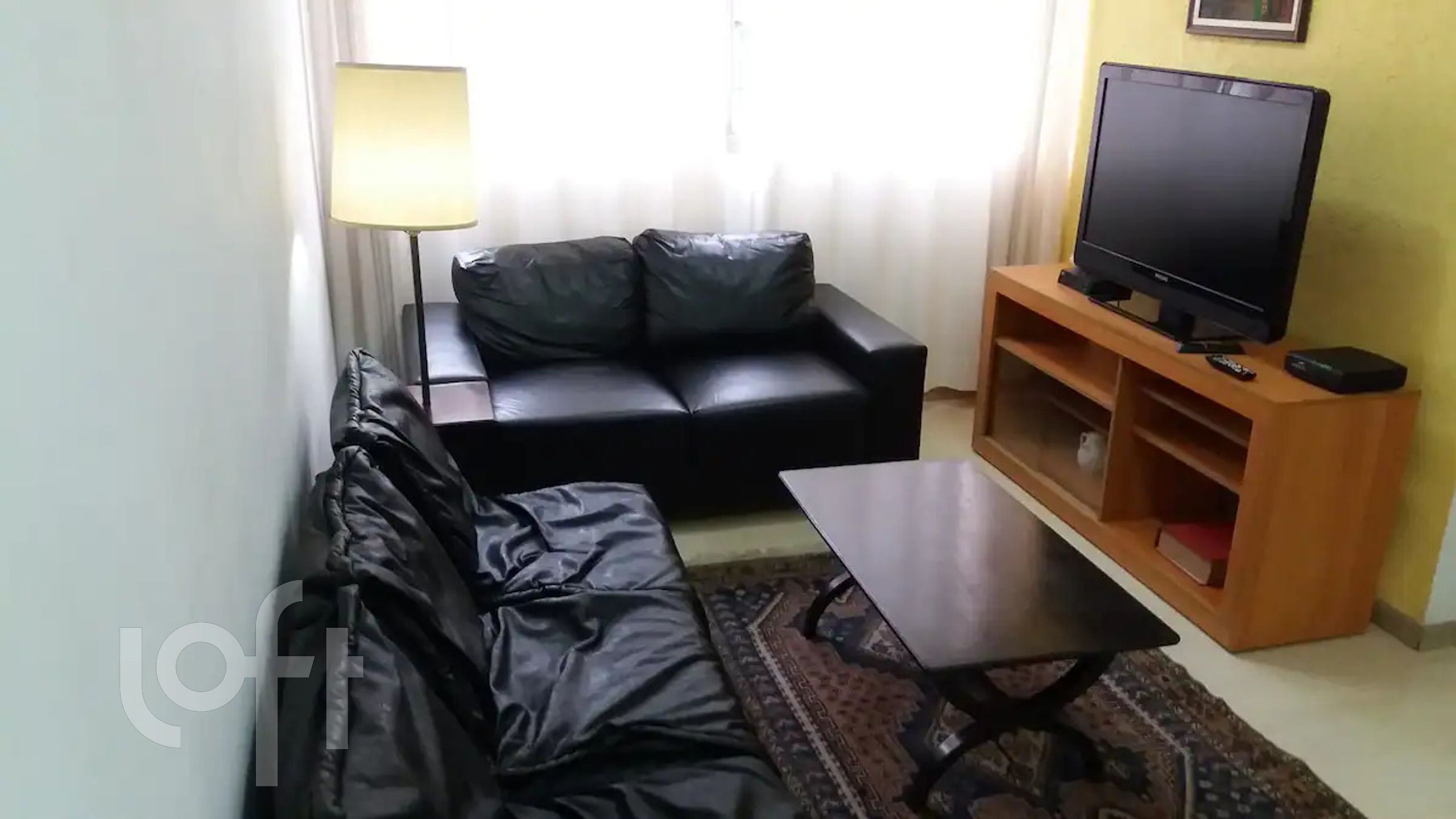 Apartamento à venda com 2 quartos, 73m² - Foto 1