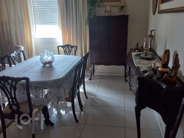 Apartamento com 124m², 3 dormitórios, 1 suíte, Rio Branco em Porto Alegre