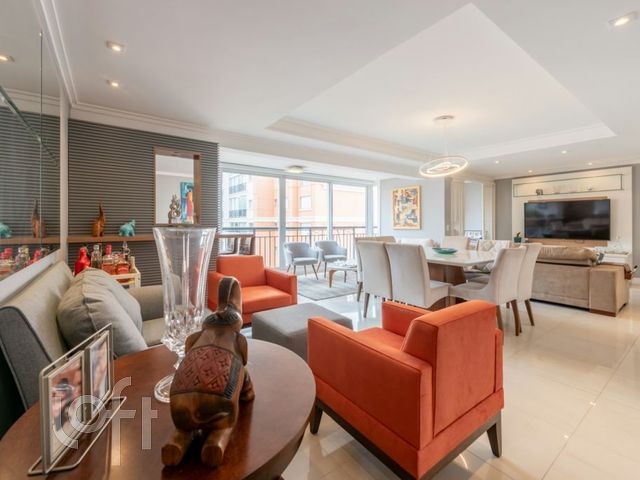 Apartamento com 141m², 3 dormitórios, 1 suíte, 4 vagas, Jardim Europa em Porto Alegre