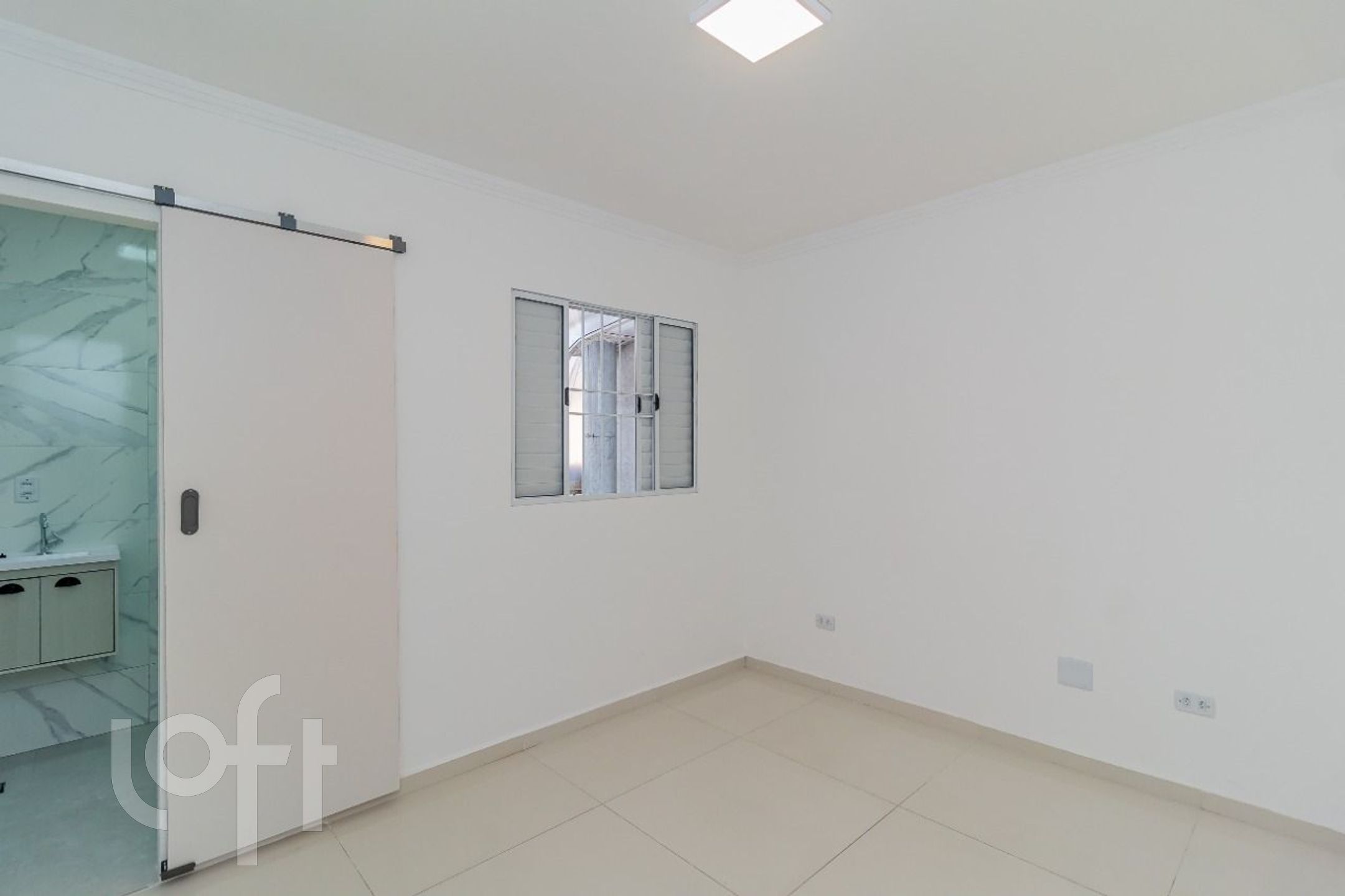 Casa à venda em Itaquera com 97 m², 2 quartos, 2 suítes, 2 vagas