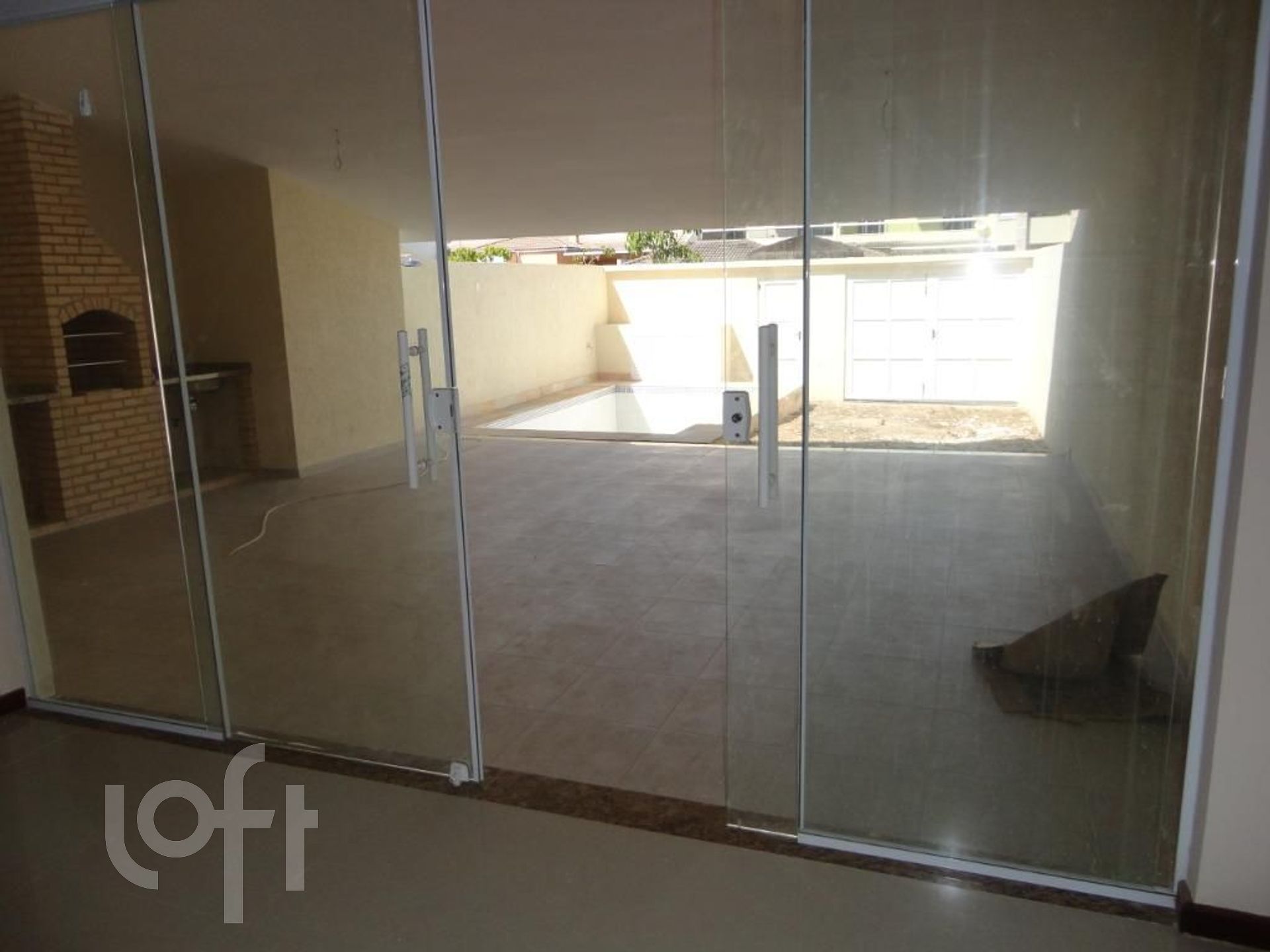 Casa à venda com 3 quartos, 280m² - Foto 3