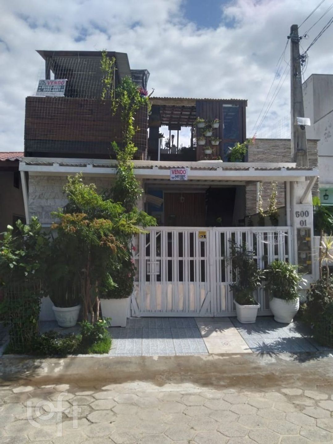 Casa à venda em São João do Rio Vermelho com 100 m², 2 quartos