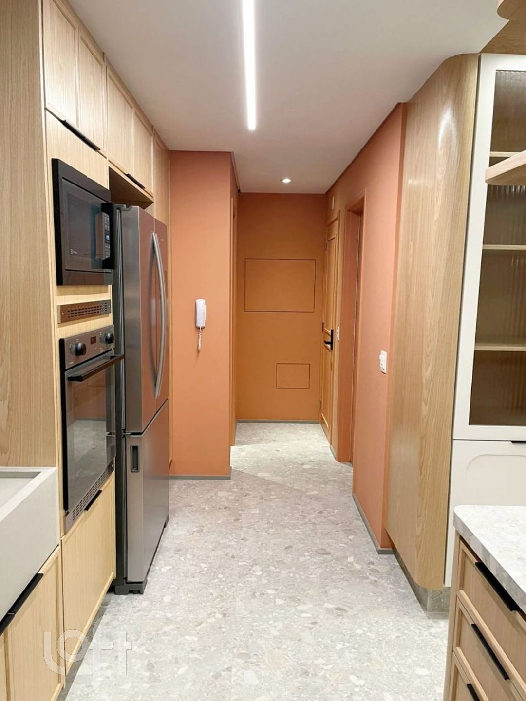 Apartamento à venda com 3 quartos, 131m² - Foto 4