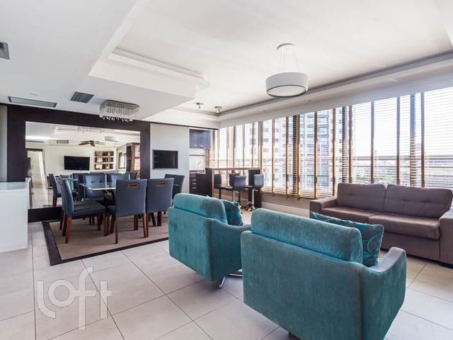 Apartamento com 153m², 3 dormitórios, 3 suítes, 3 vagas, Três Figueiras em Porto Alegre