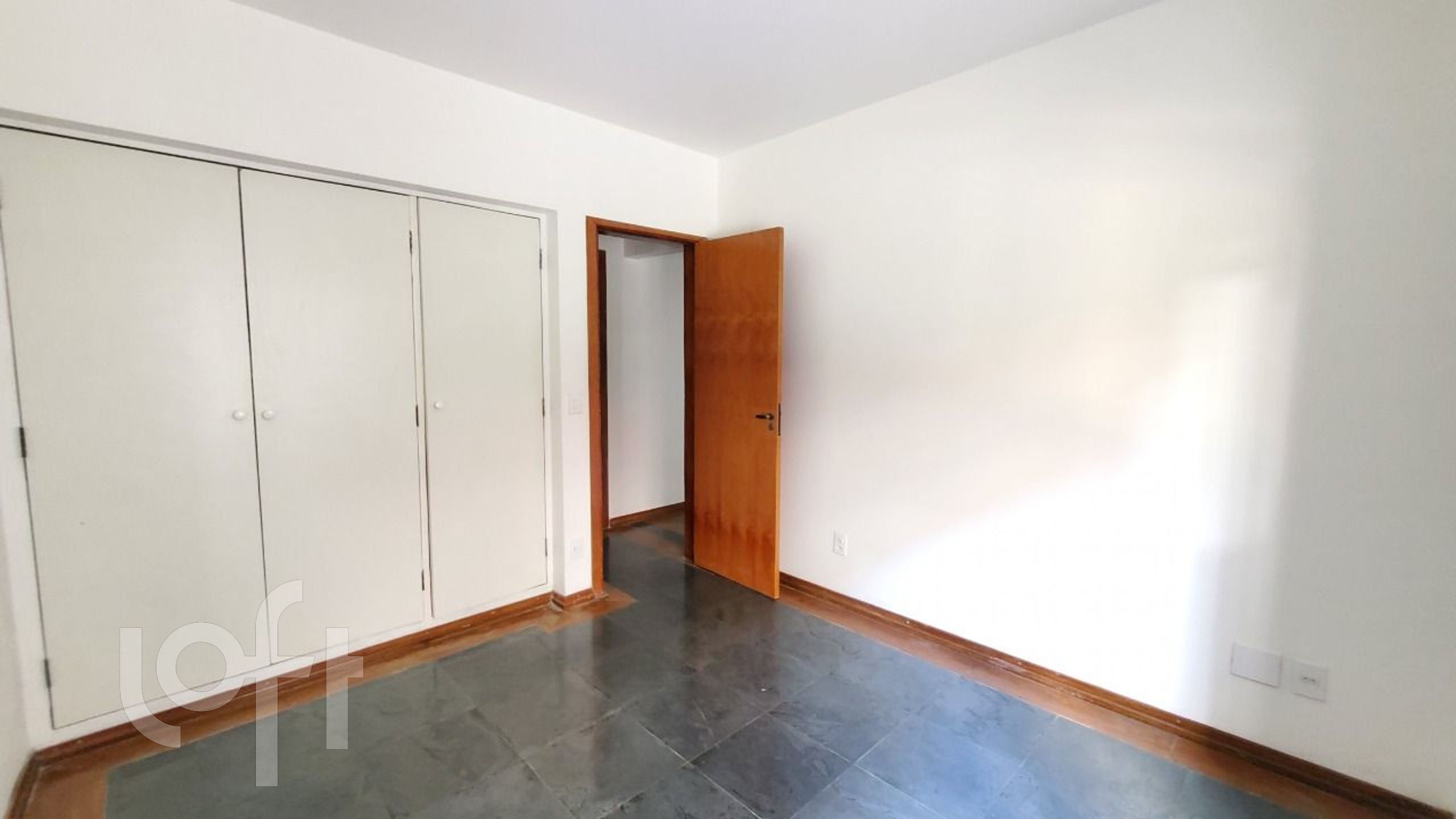 Apartamento à venda com 3 quartos, 86m² - Foto 12